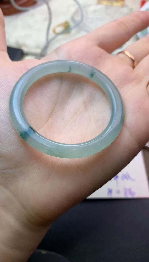 未镶嵌定制翡翠毛货