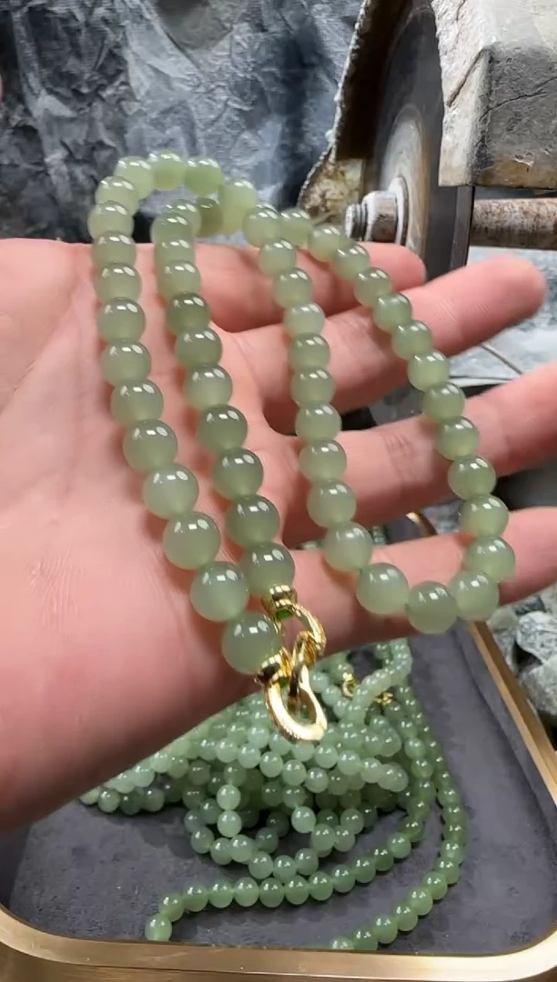 和田玉未镶嵌颈饰项链