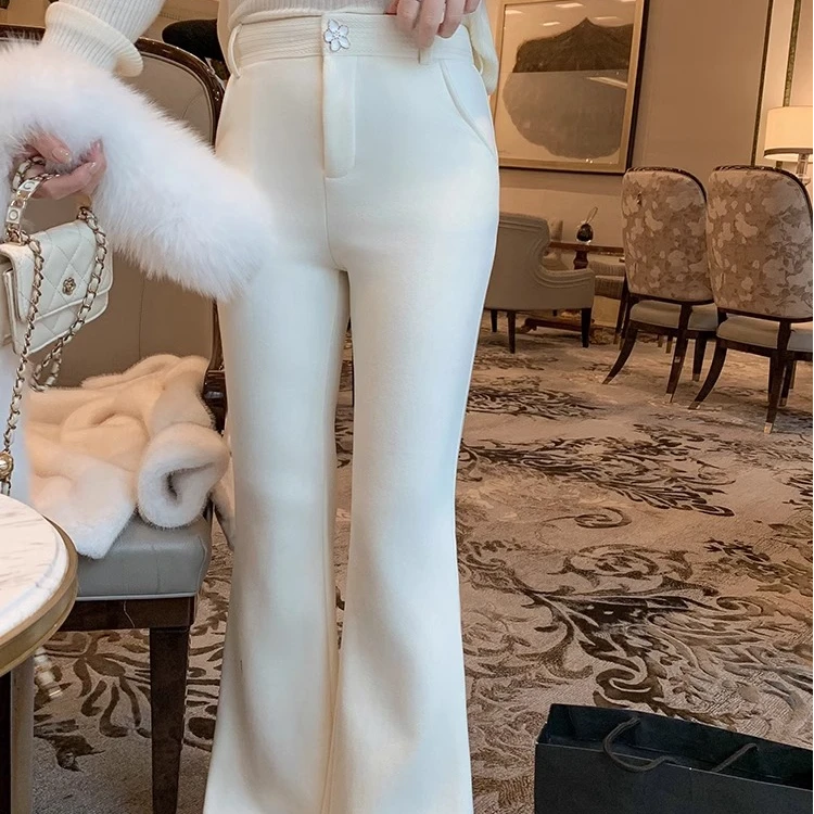 鱼兔子的兔子今年流行的爆款加绒裤子女秋冬2024新款阔腿喇叭长裤