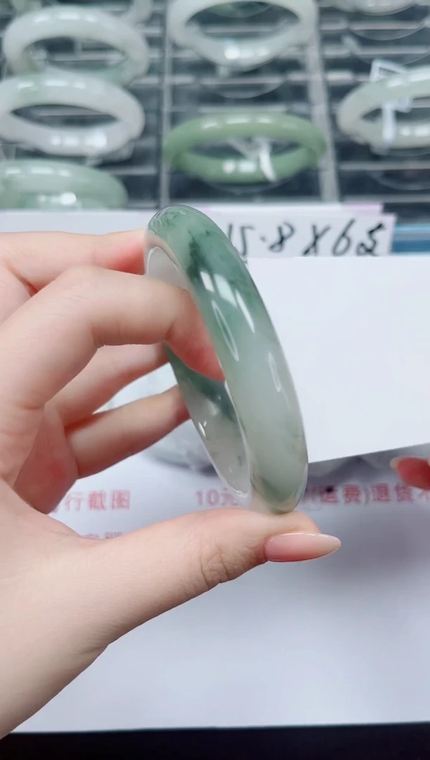 未镶嵌手镯石英质玉62-59/60