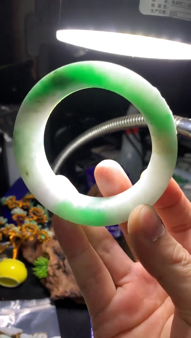 未镶嵌定制翡翠挂件