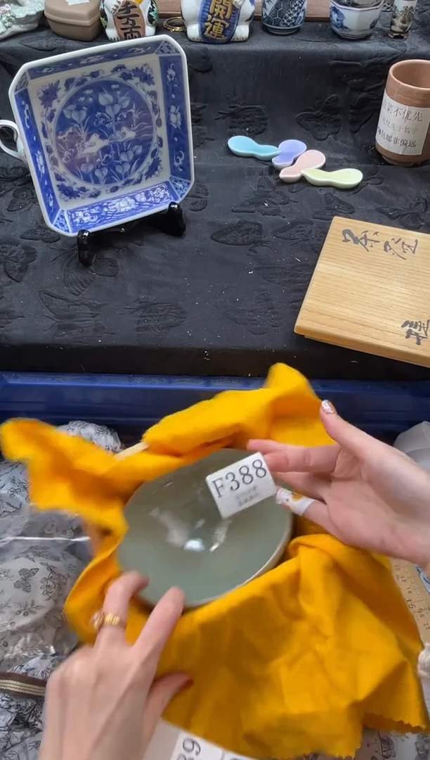 瓷片静*谷       F388*