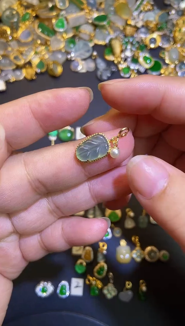 翡翠银S925镶嵌吊坠(不含链)1