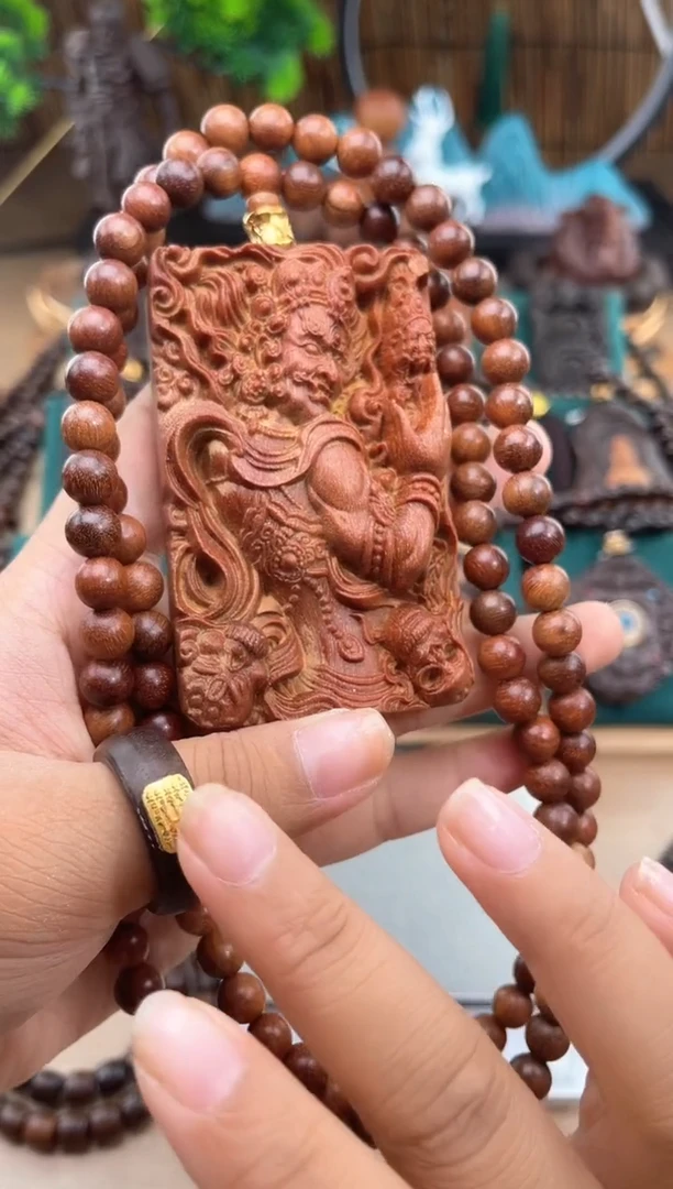 贡木吊坠血月星空 - 不动明王