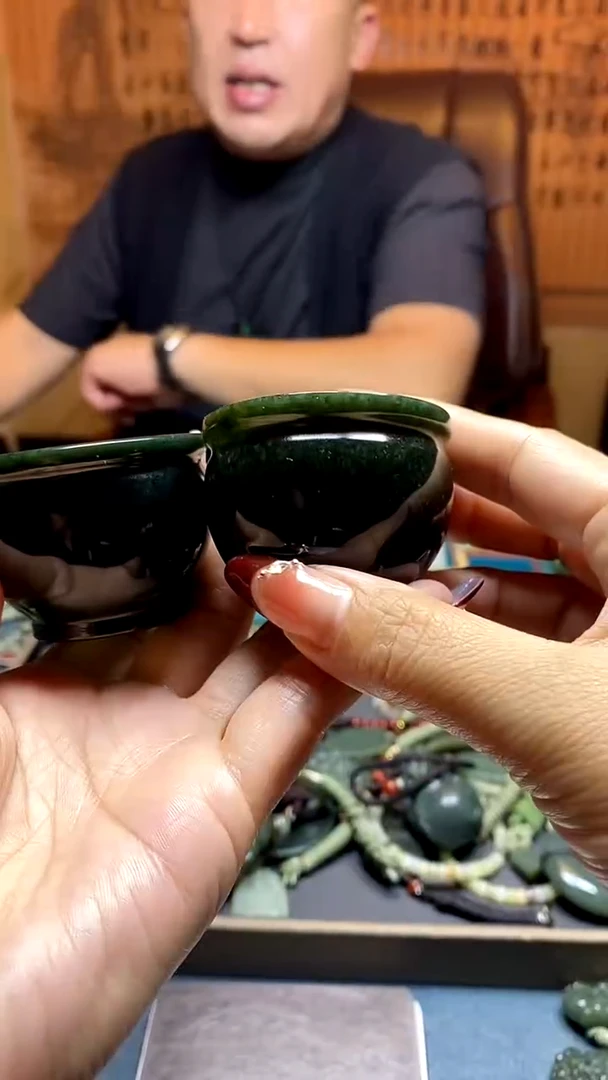 颈饰未镶嵌和田玉拍一发一