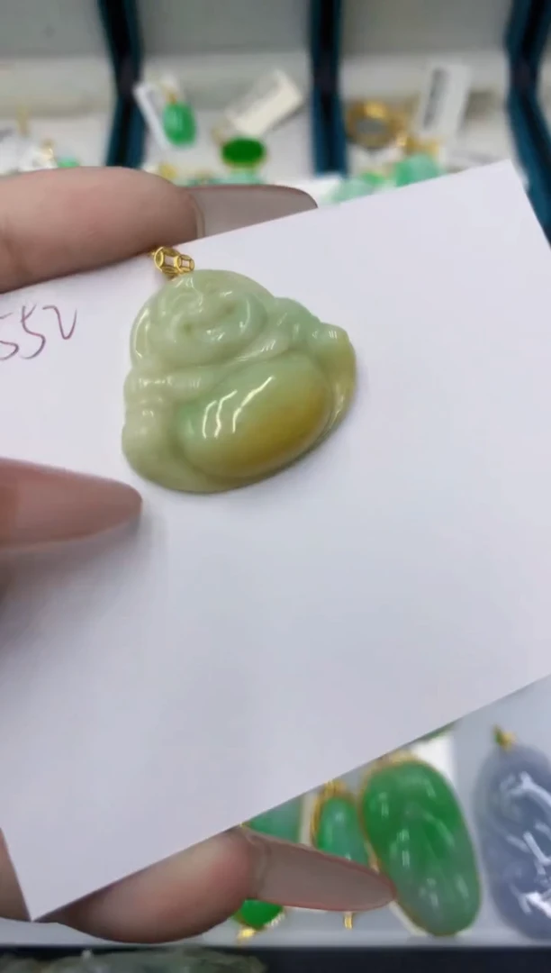 颈饰18K金镶嵌翡翠11111