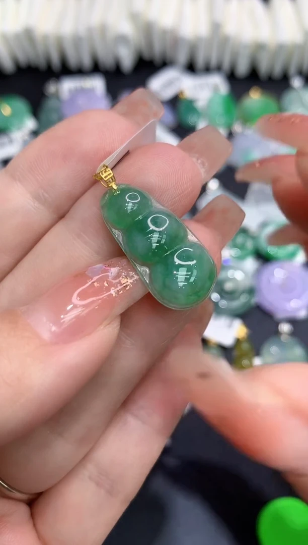 吊坠(不含链)18K金镶嵌翡翠111111111