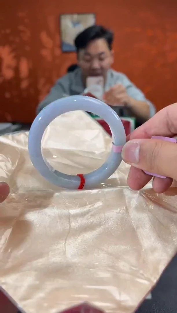 未镶嵌手镯翡翠5   52