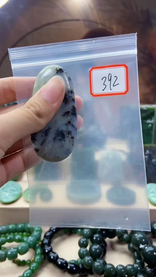 未镶嵌和田玉挂件1