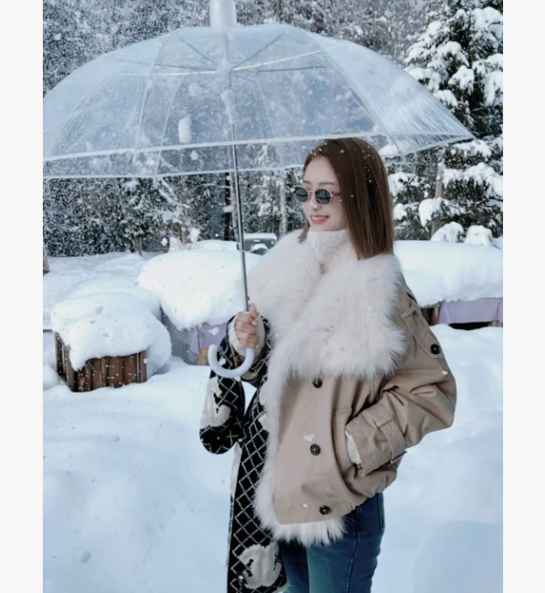 熙薇『雪国精灵』2025冬季新款设计师轻奢皮-草派克鹅绒服H6923