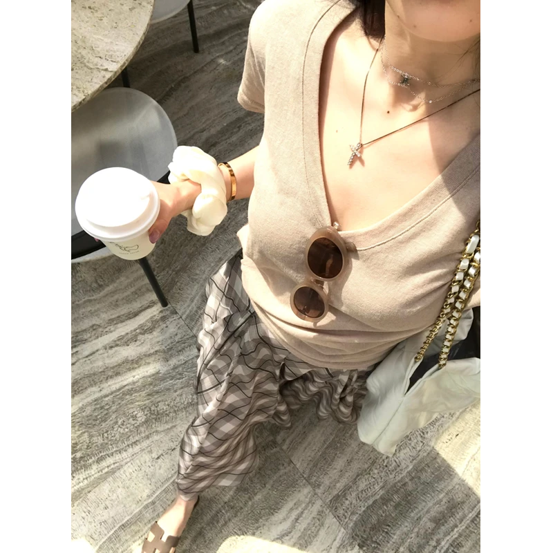 赵露思同款亚麻短袖女t恤2025新款夏纯色V领宽松显瘦上衣