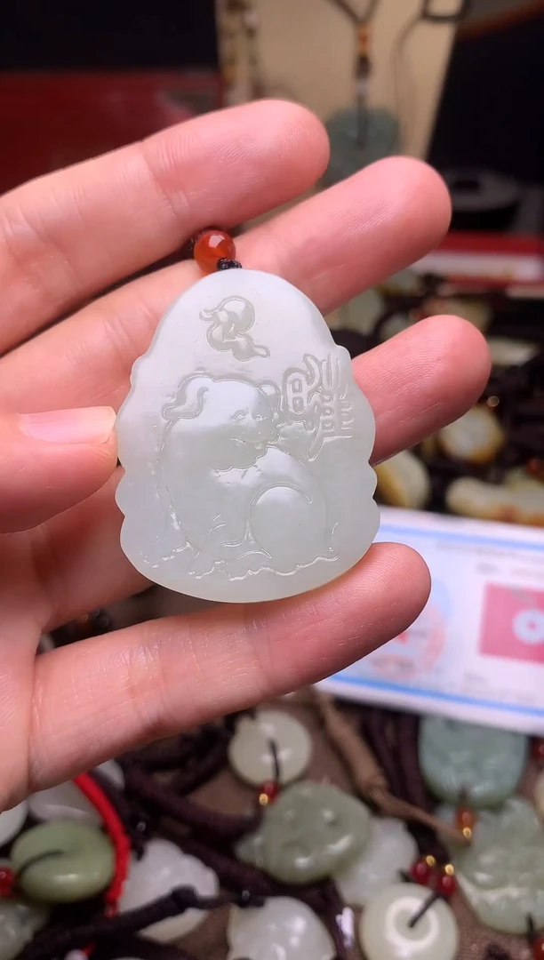 颈饰未镶嵌和田玉新疆料青海料清水和田玉吊坠