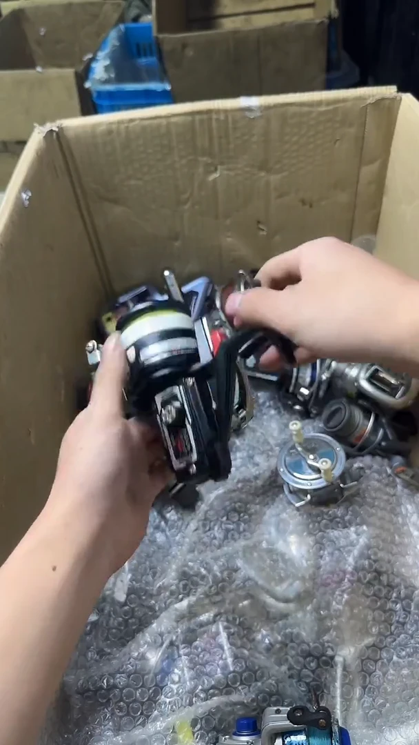 朱*钓鱼轮，微瑕孤品，成色、型号直播间讲解为准，看清楚再下单