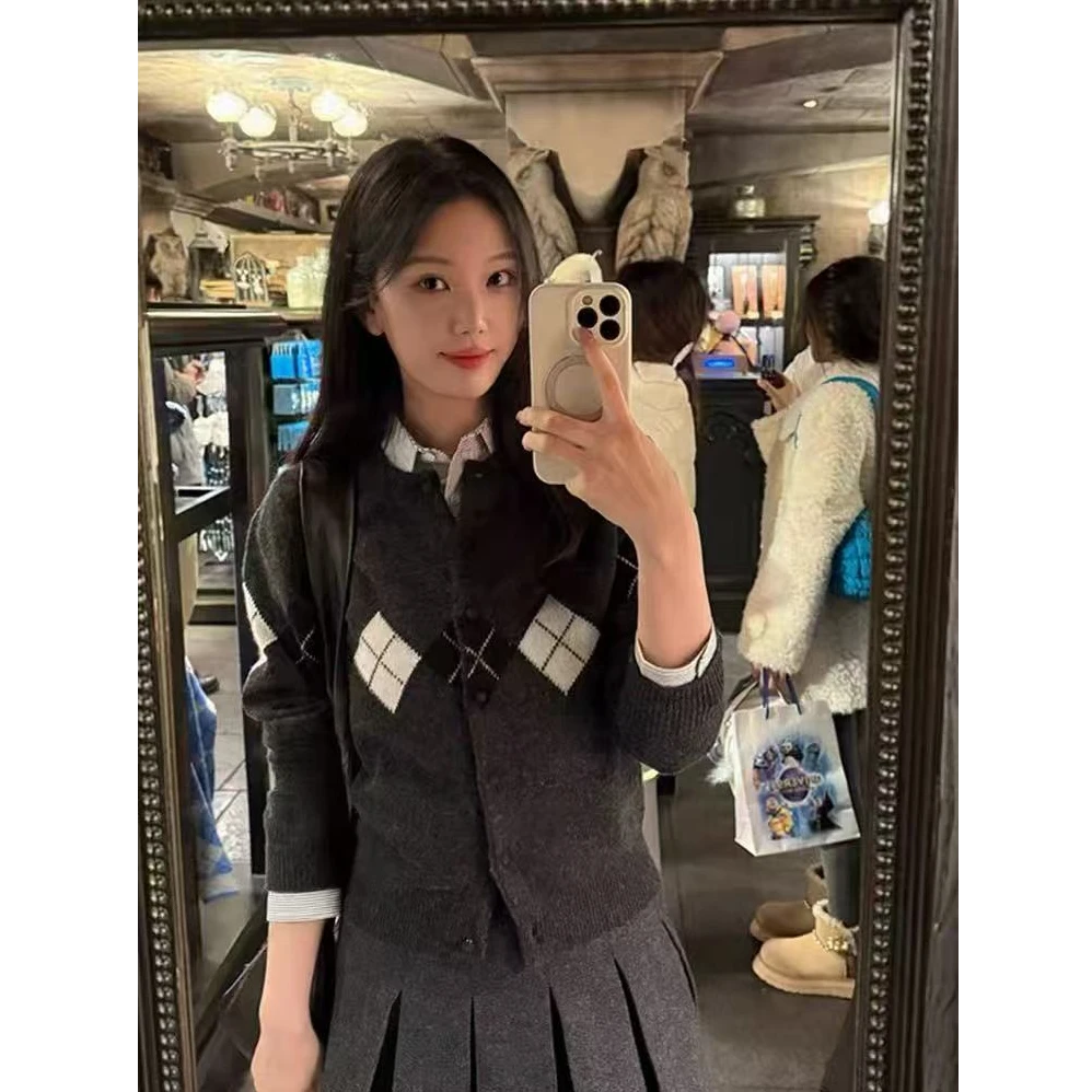 秋冬季韩版复古学院风菱格提花纹针织开衫女灰色保暖舒适毛衣外套
