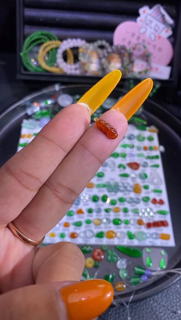 未镶嵌挂件翡翠豆子