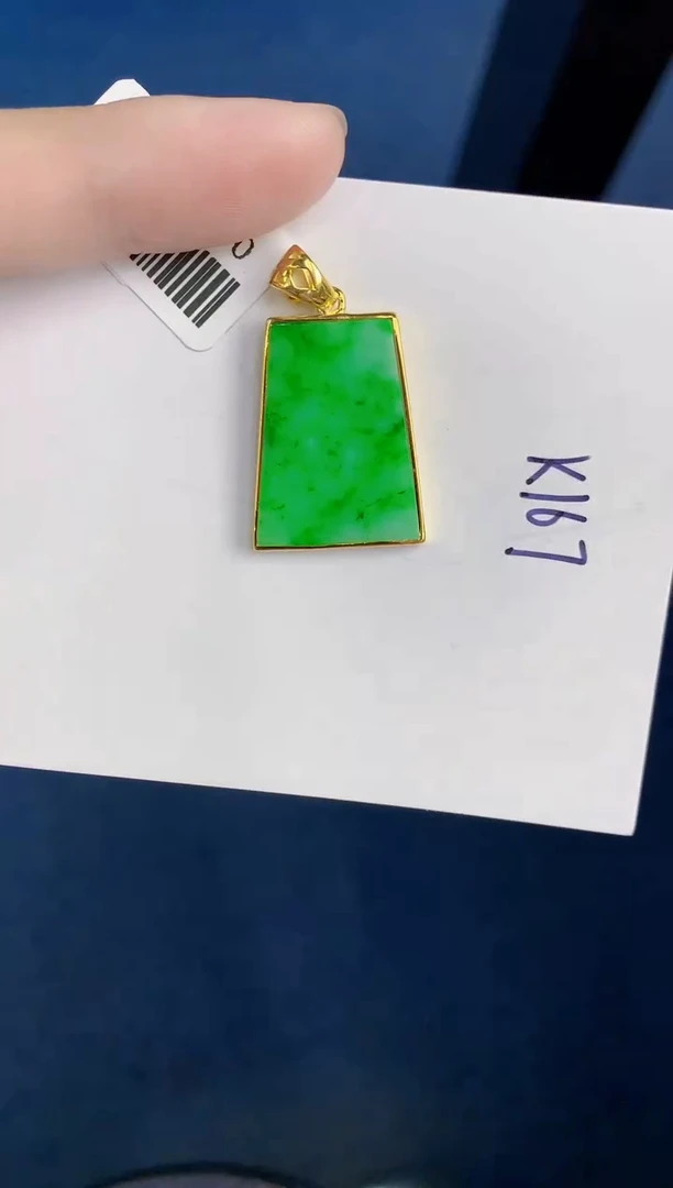 颈饰未镶嵌翡翠天然翡翠缅甸A货