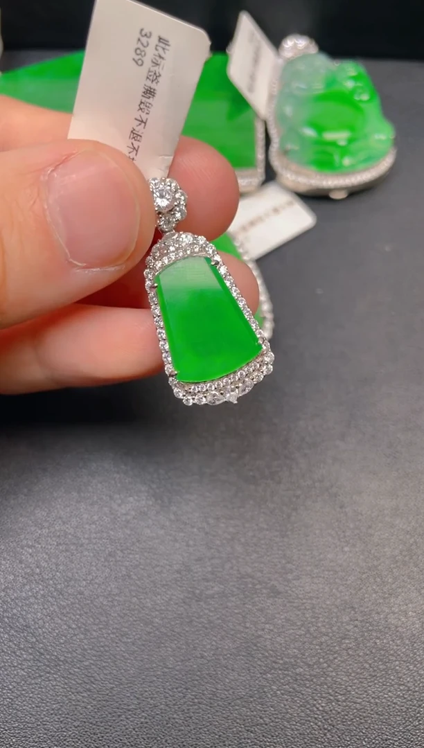 银S925镶嵌挂件翡翠吊坠