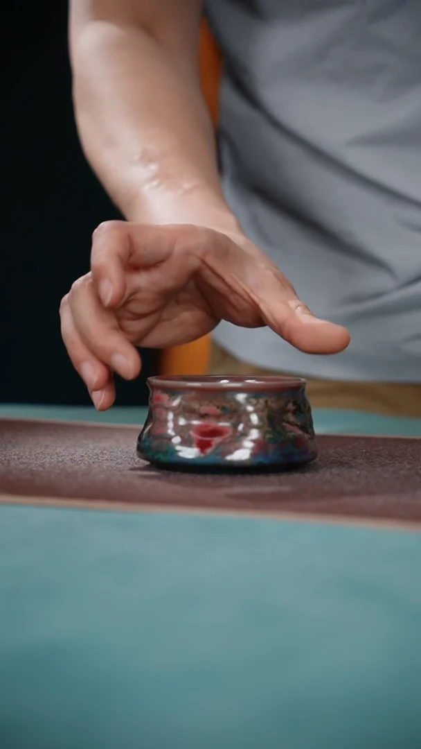 27-1手捏五岳杯（）