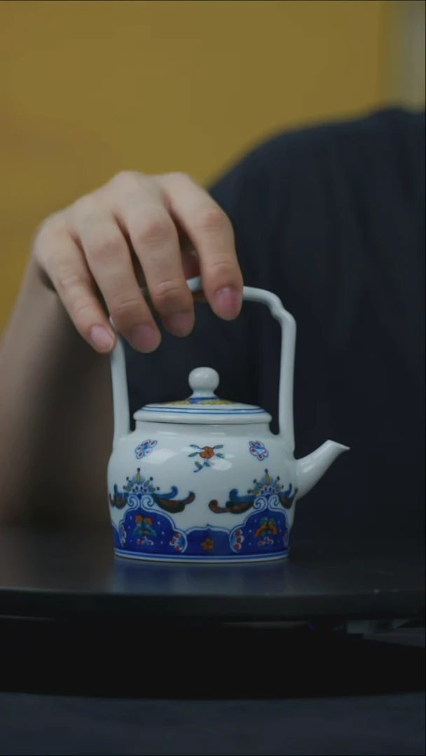 摆件景德镇的精美瓷器
