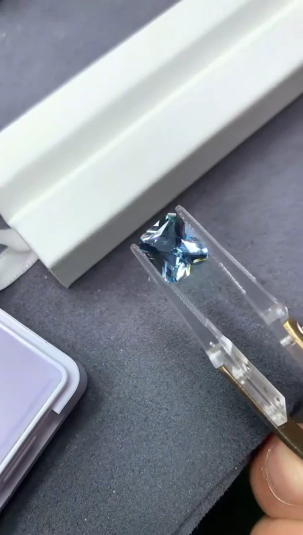 裸石海蓝宝石3.16ct 59