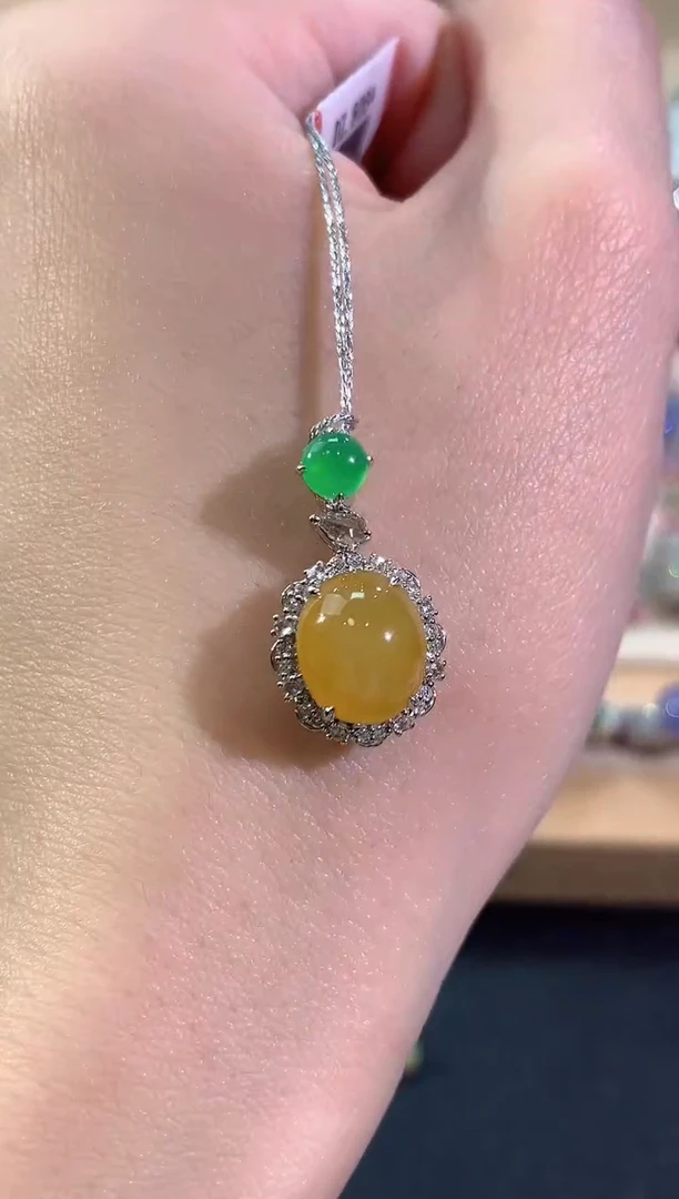 吊坠(不含链)18K金镶嵌翡翠冬日珠宝E76