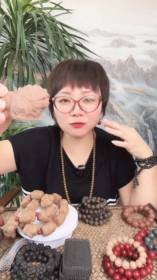 泥塑貔貅摆件2个