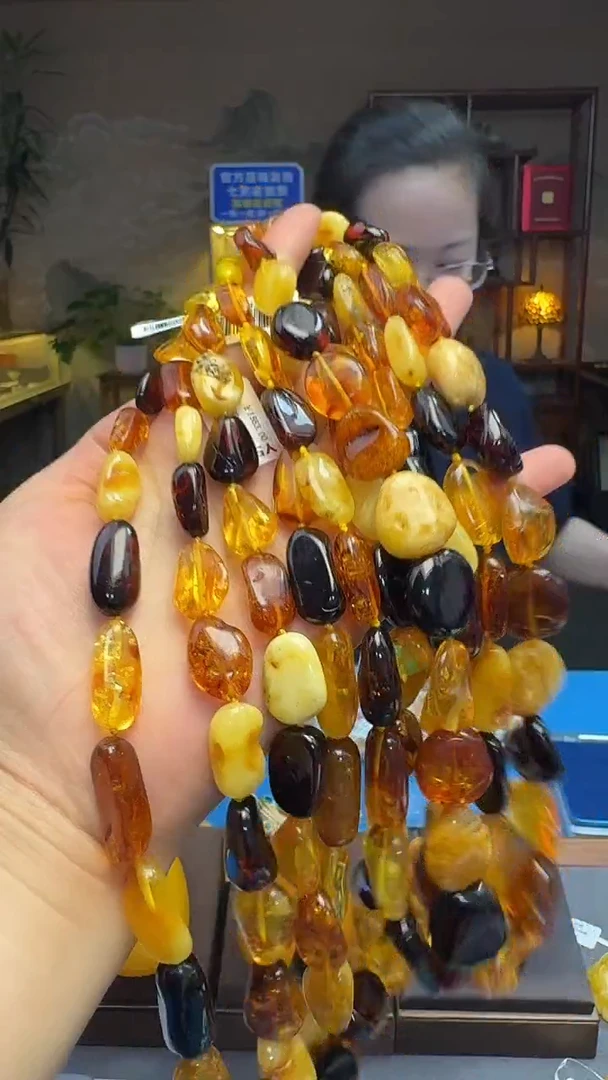 琥珀项链未镶嵌天然保真蜜蜡随形项链（多样性只发其一）