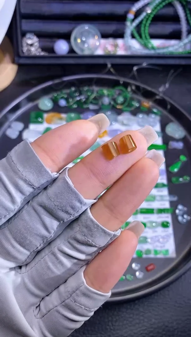 未镶嵌挂件翡翠珠子