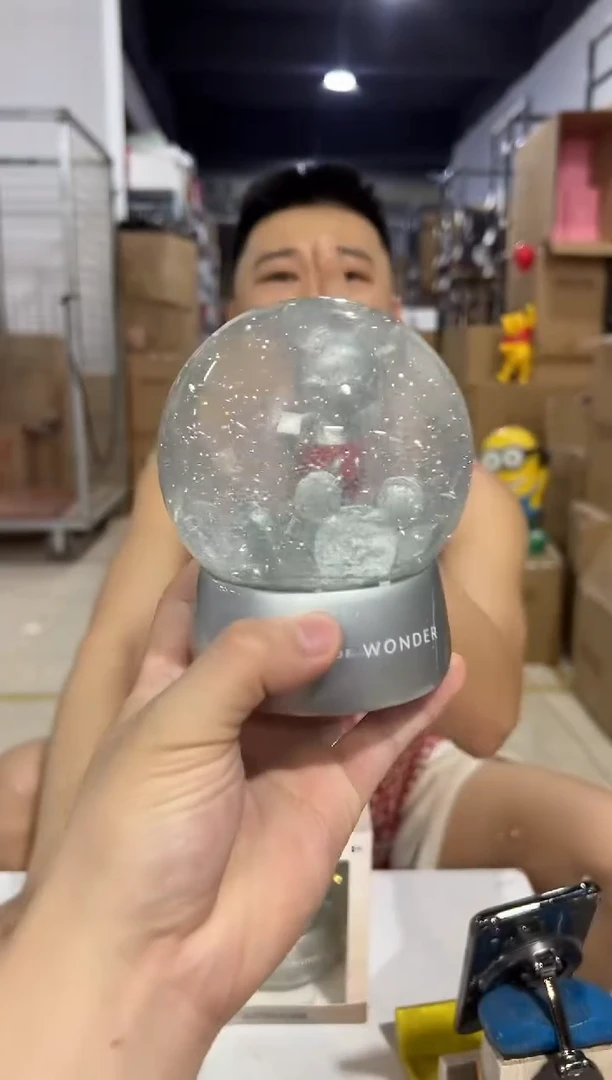 瓷片原盒米奇100周年水晶球