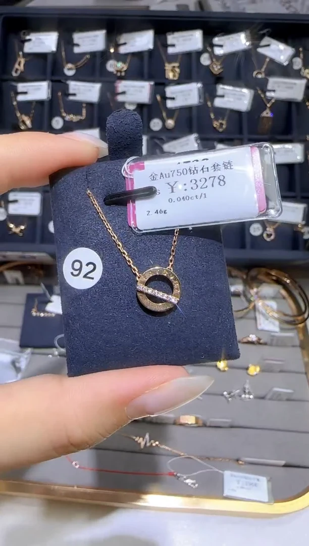 颈饰18K金镶嵌钻石2720