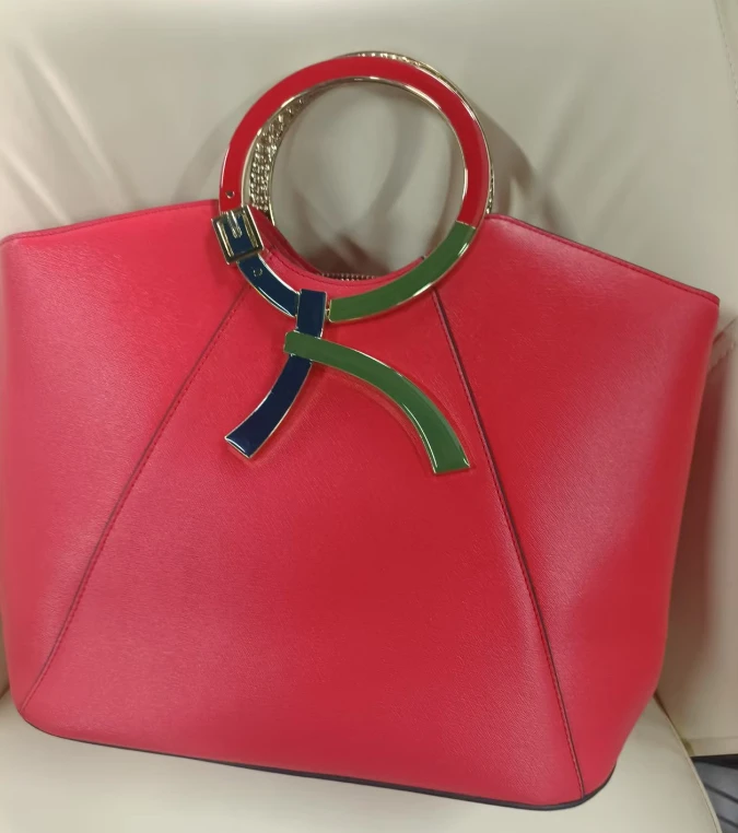 铁环女士手提包时尚
