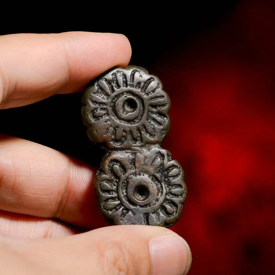 无品牌【华夏文物商店】托甲双格桑花