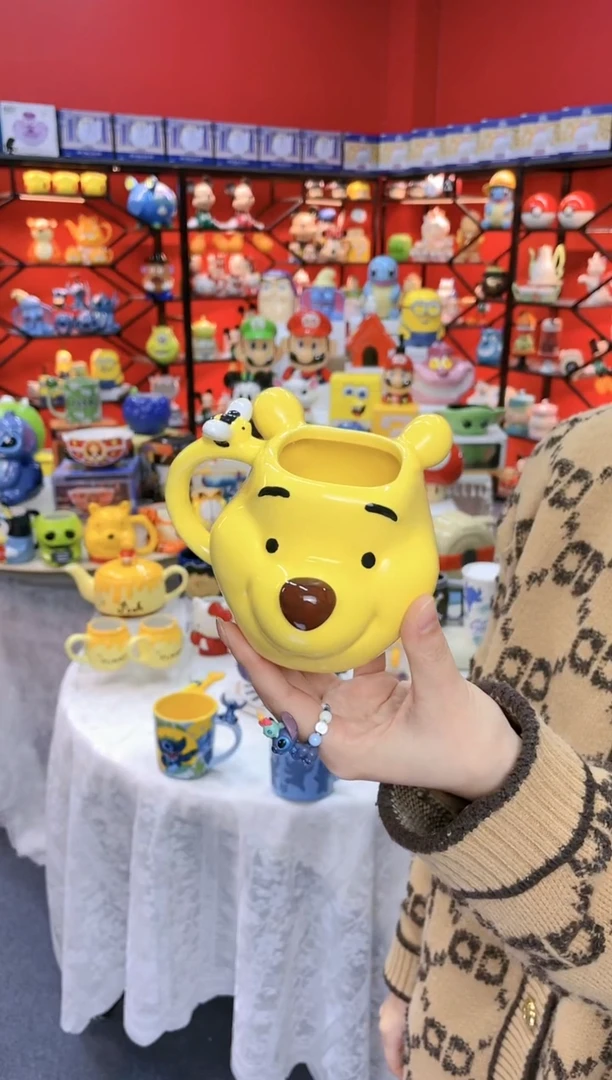 【闪购商品】1@@维尼熊蜜蜂陶瓷水杯