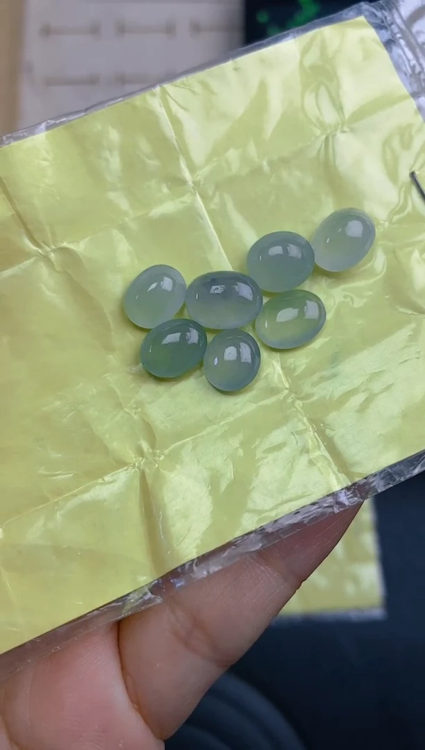 定制翡翠未镶嵌天然翡翠蛋面61