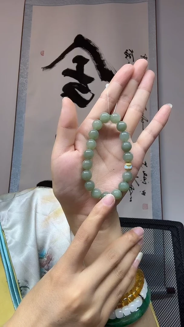 未镶嵌手串和田玉卡10