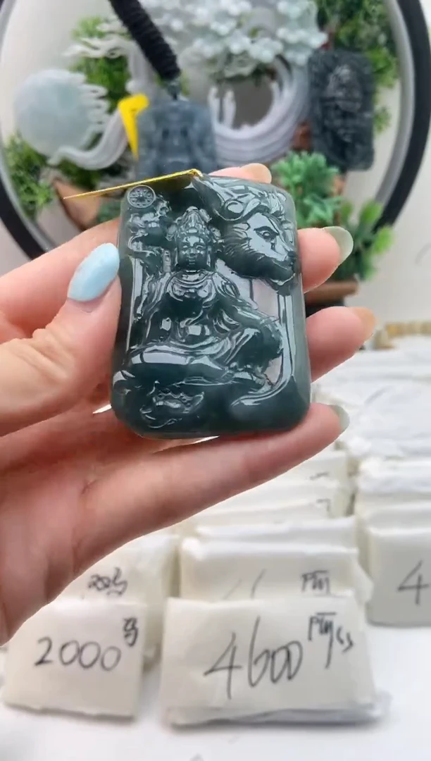 颈饰未镶嵌翡翠文殊