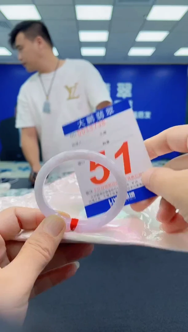 未镶嵌手镯翡翠AAAAAAAAAA