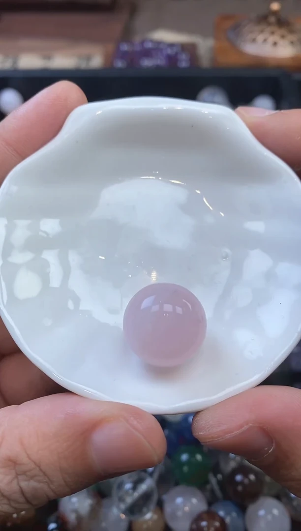 未镶嵌珠宝半成品水晶粉水晶 17.97m