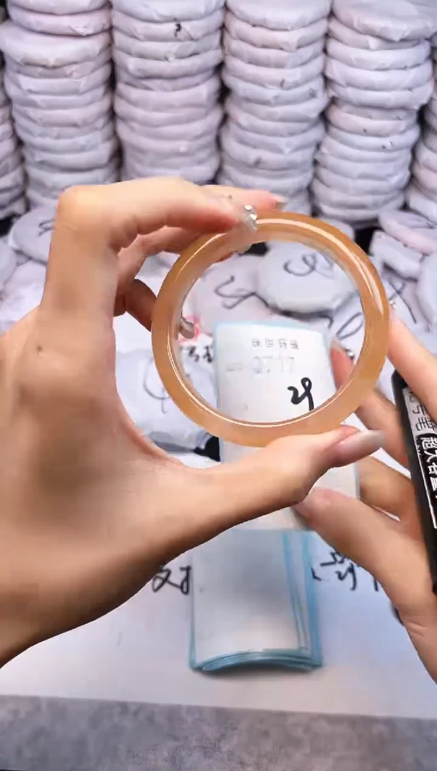 手镯玛瑙/玉髓未镶嵌3717