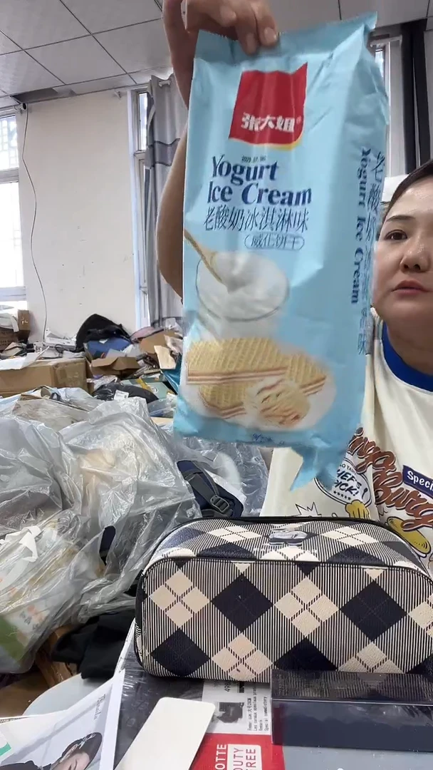 牦牛剖层皮革琪老板女包1号店超好看发图片款