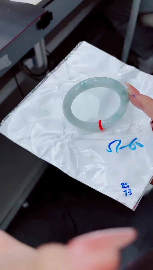 【闪购商品】翡翠手镯未镶嵌00000000