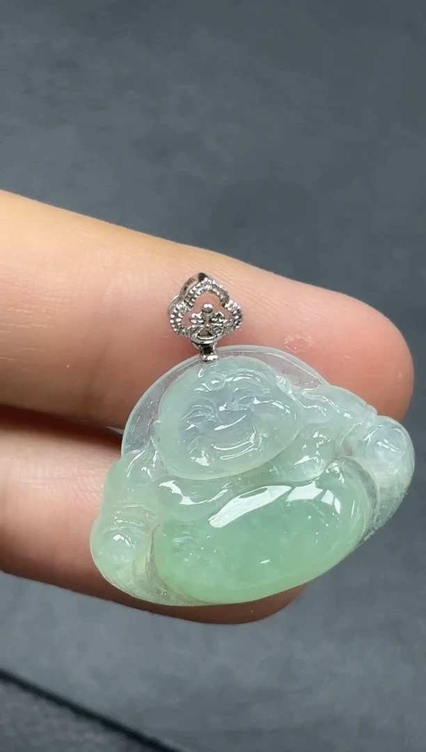 18K金镶嵌挂件翡翠佛公