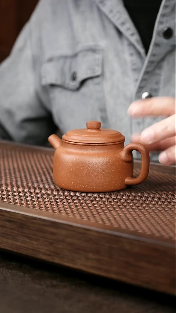 茶壶紫砂红降坡德钟