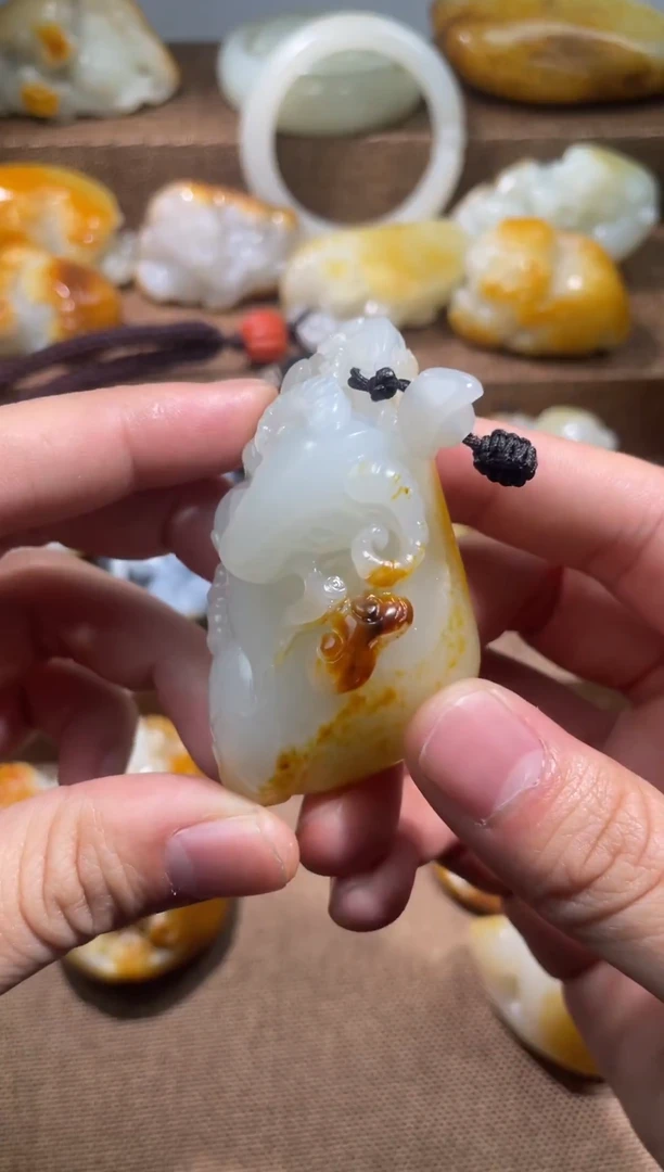 未镶嵌和田玉把件和田玉