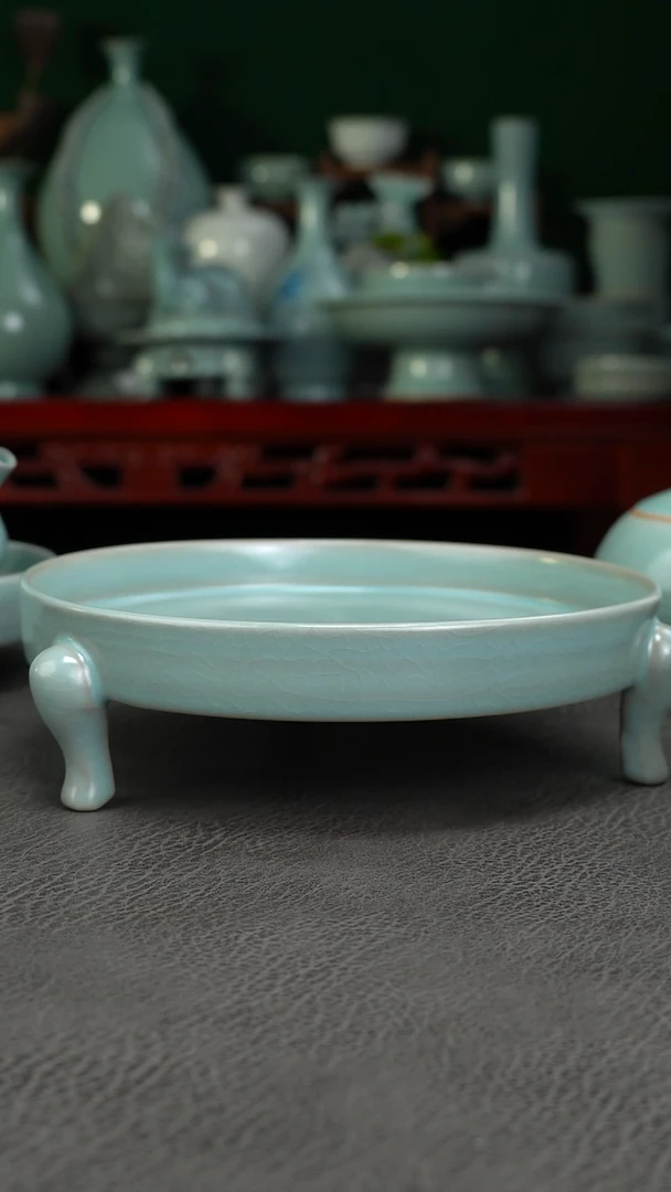 扫地僧72号三足笔洗  18.3一级品-二