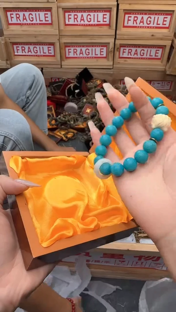 精美手串（无礼盒）