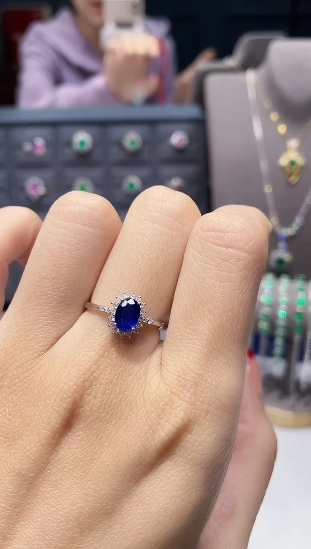 【闪购商品】蓝宝石戒指18K金镶嵌1.00克拉