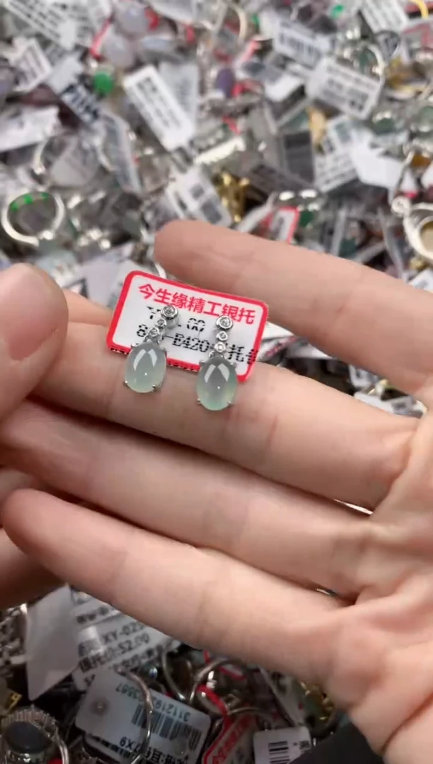 银S925镶嵌戒指翡翠999             5
