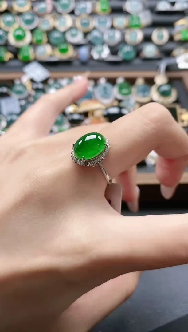 【闪购商品】翡翠戒指银S925镶嵌51511