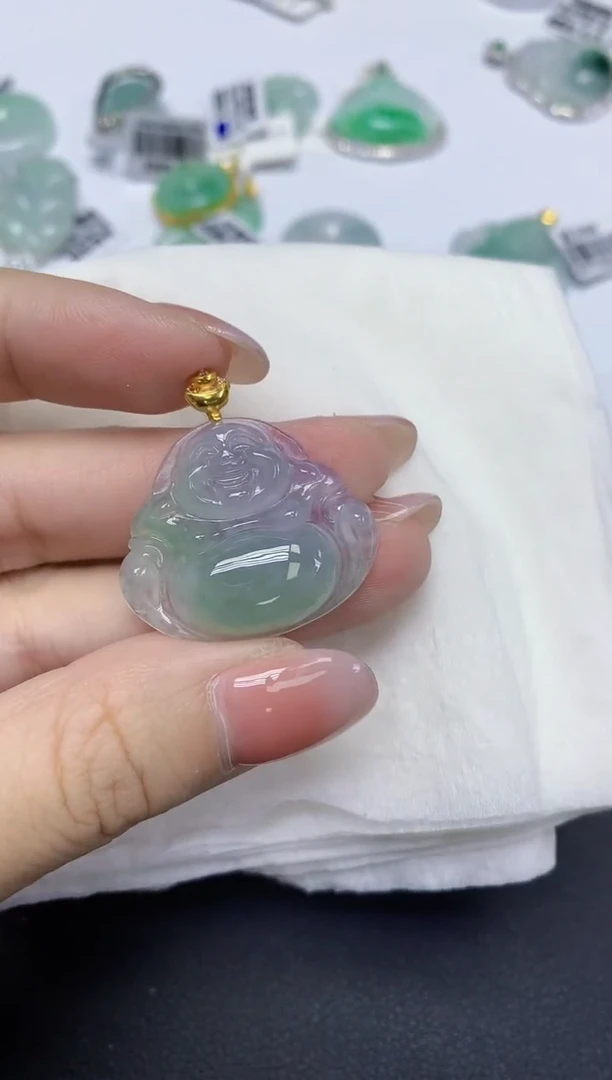 颈饰18K金镶嵌翡翠天然缅甸翡翠A货多样性发一件